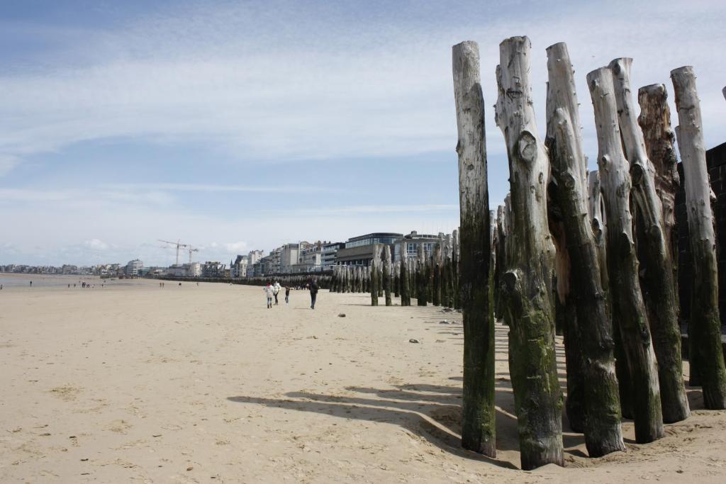 Hotel Le Croiseur Intra Muros Saint-Malo Pokój zdjęcie